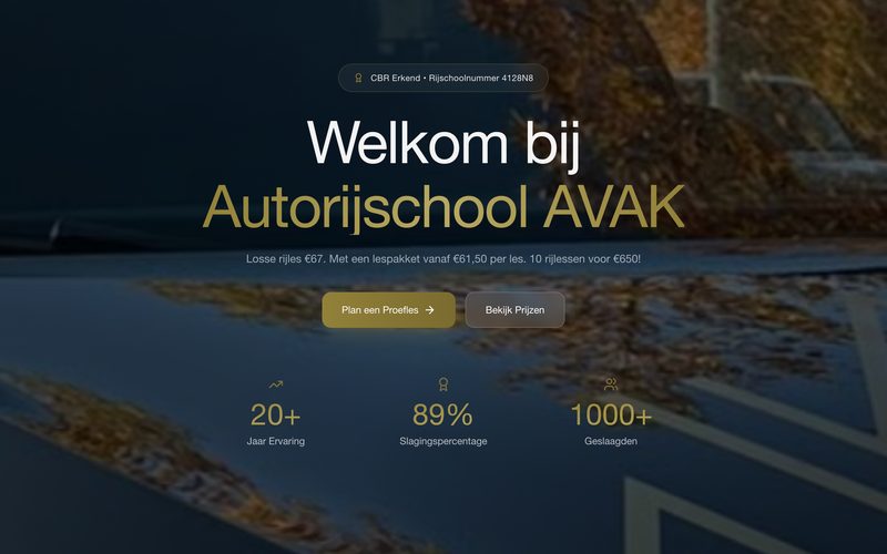 Website van AVAK Rijopleidingen